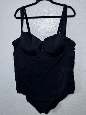 Torrid Plus Size 4 Black One Piece Swimsuit Bathing Suit Lattice Mesh Side Swim